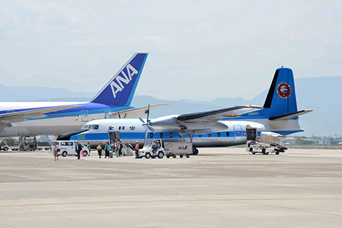 松山空港のフレンドシップ