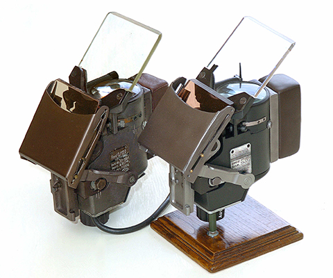 レビC/12D照準器レプリカ